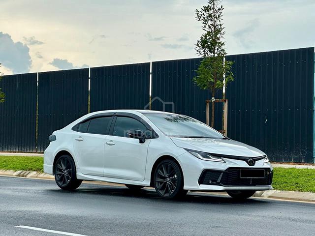 Toyota Cprolla Altis 1.8 GR SPORTš„Mileage 8K Only - 1