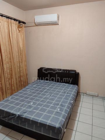 Aircond room for rent 1
