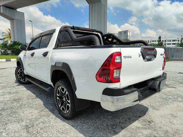 Toyota HILUX 2.4 (A) V 4X4 DUAL CAB FULL SERVICE - 2