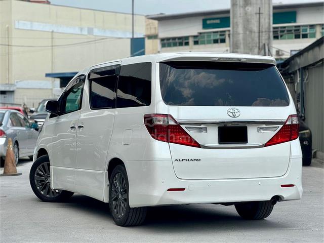 2014 2017 Toyota ALPHARD 2.4 240S TYPE GOLD P/BOOT - 2