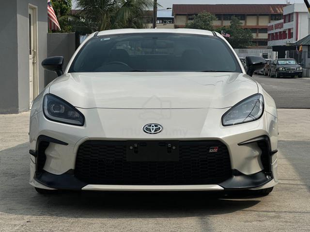 2024 Toyota 86 2.4 GR 86  RZ (M) GR BODYKIT D-SPL - 1