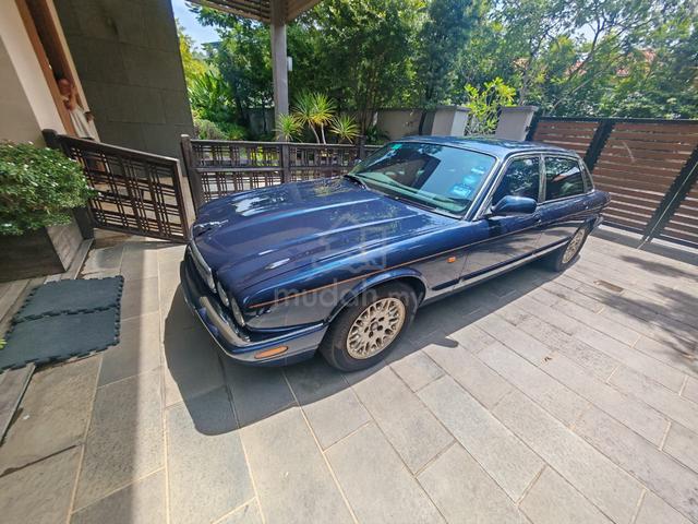 2001 Jaguar XJ8 3.2 (A) - 2