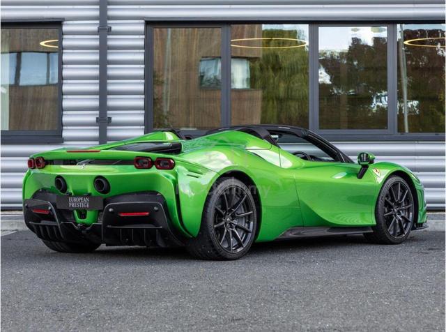 2025 Lamborghini REVUELTO 6.5 V12 FULL CARBON SPEC - 2