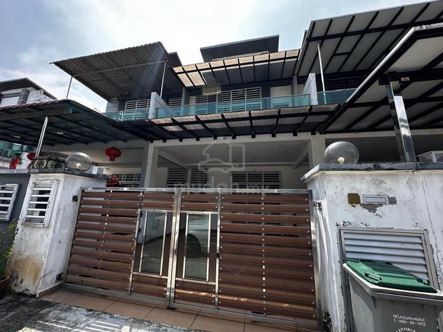 La garden JP perdana. Partial furnished 1