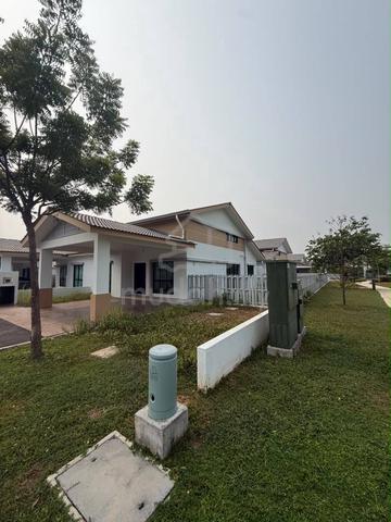 NUSA CINTA, SETIA FONTAINESšCORNER UNIT| GATED GUARDED| 3,294 sqft 1