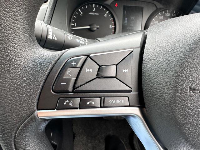 Nissan NAVARA SE (AT) 2.5L (A) Full Loan Year 2021 - 5