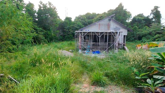 Tanah dan rumah untuk dijual 4