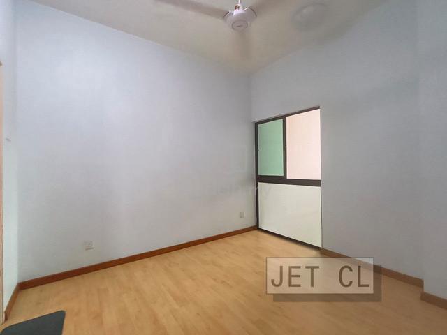 Prime Area Partially Furnished 2 Sty Avani @ Bandar Bukit Raja Klang 3