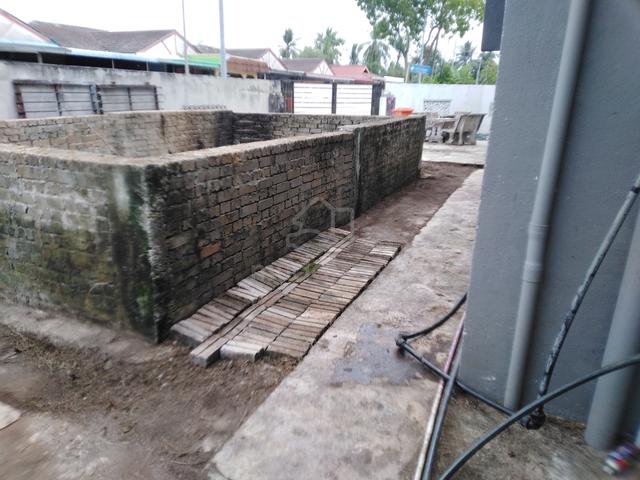 Rumah teres 2 tingkat corner lot 5