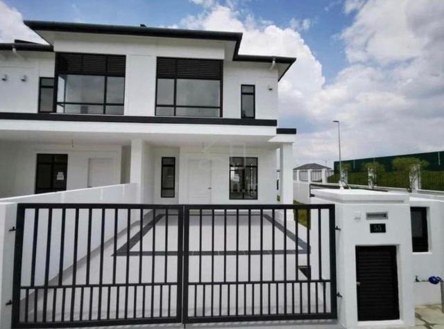 Double Storey Hill Top 22x85 ( Freehold 0%D/P ) Bayaran 1.8k Only!!! 1