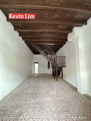 2 Storey Shoplot 2200 sf New Furbished Georgetown Prangin Rent 1