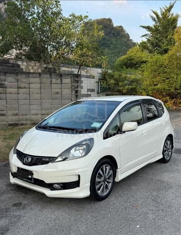 2011 Honda JAZZ 1.5 V FACELIFT (A) - 4