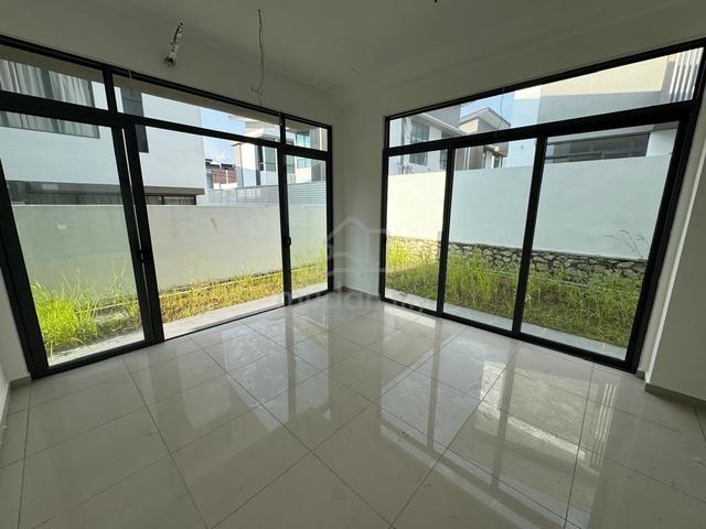 LUXURY BEST PRICE 2 STOREY SEMI D Country Villa Ayer Keroh Melaka MITC 1