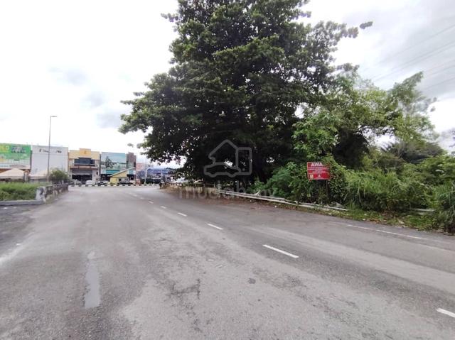 Batu Caves Industrial Land (0.9 acres/FACING MAIN ROAD/Wide Road) 1