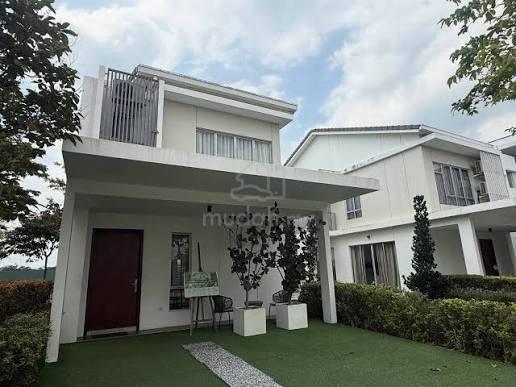 2 Storey House 5mins from Cyberjaya with complete direct linked bridge 1