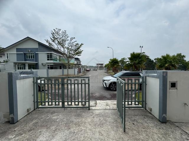 LUCKY T-JUNCTION HOUSE NO. A-008 – BELOW MARKET VALUE | Direct Owner 1