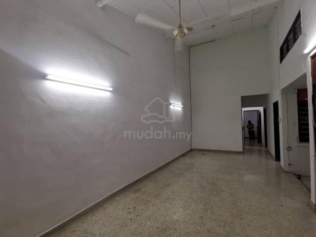 Taman Pelangi Town Kelabu Single Storey Terrace 22x75sqft 1