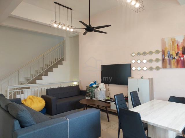 Fully Furnished伶包入住! N'dira Townhouse 16 Sierra Puchong LA Thea 1