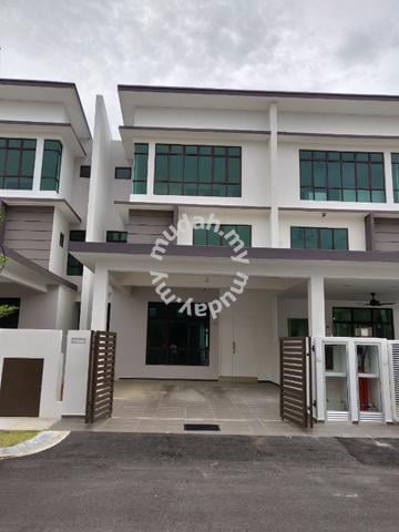 Bilik Taman Ozana Residence, Ayer Keroh, Batu Berendam (BARU) 1