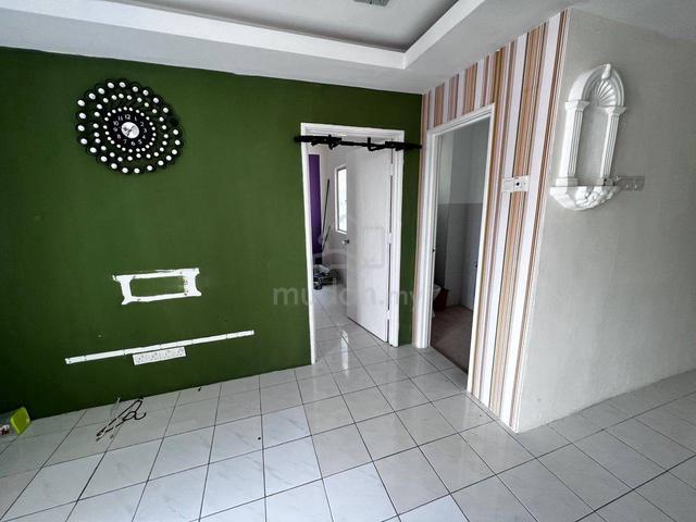 Sri Ehsan Apartment 1