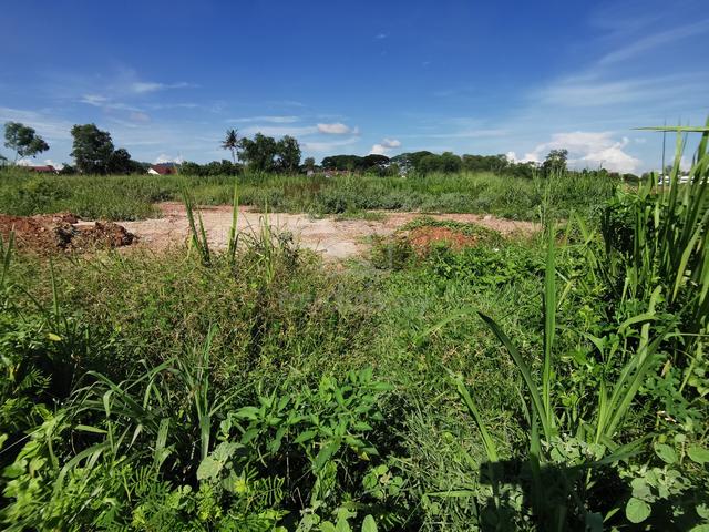 FREEHOLD NON BUMI LOT Vacant Commercial Land TOWN AREA Taman Intan 1