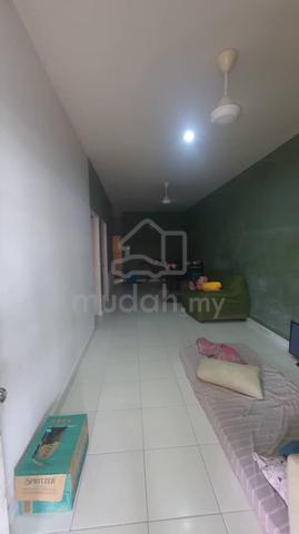 Jalan balau taman Desaru utama 4