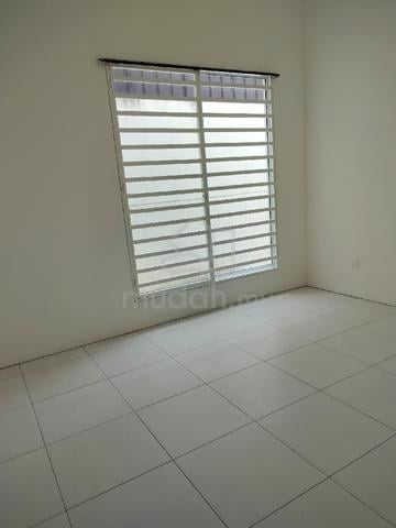 Hijauan Valdor Single Storey house 1