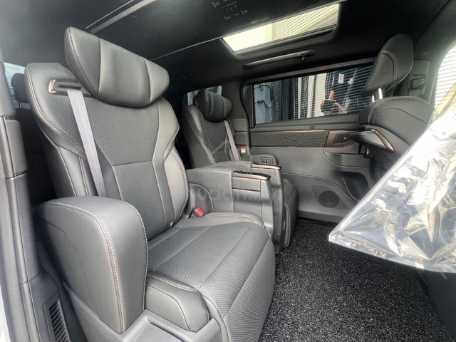 2025 Toyota ALPHARD 2.5 Z (A) JBL home theatre - 5