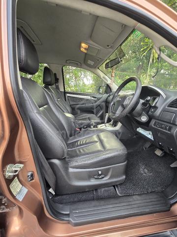 2015 Isuzu MU-X 2.5 4X4 UCR86 (A) - 5