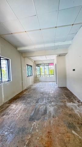 Corner Lot. 1st Floor. Cyber 10 @ Masreca 19 Commercial 1