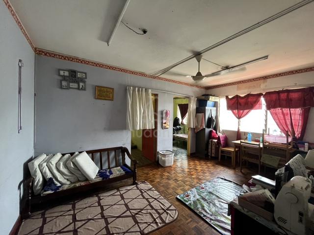 Flat PKNS Seksyen 24 Shah Alam 1