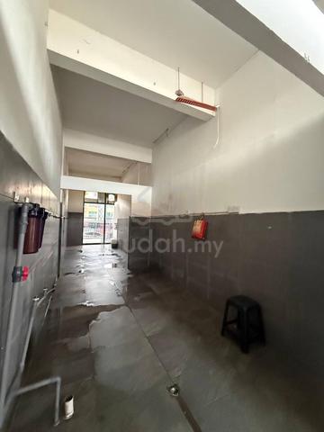 K Avenue Shoplot for rent 1