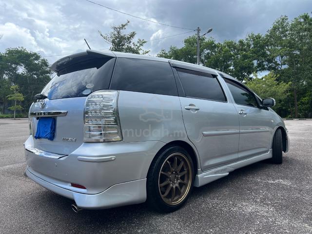 2012 Toyota WISH 1.8 G ZGE20G FACELIFT (A) - 4