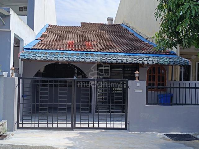 For Rent  - Single Storey Terrace House,  Taman Sri Muda Seksyen 25 1