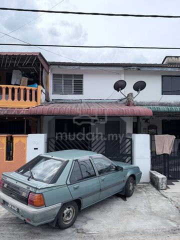 Permas Jaya Double Storey Low Cost Near Shop For Rent 1
