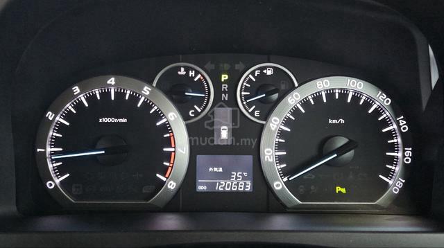 2011 Toyota VELLFIRE 2.4 ANH20 (A) - 3