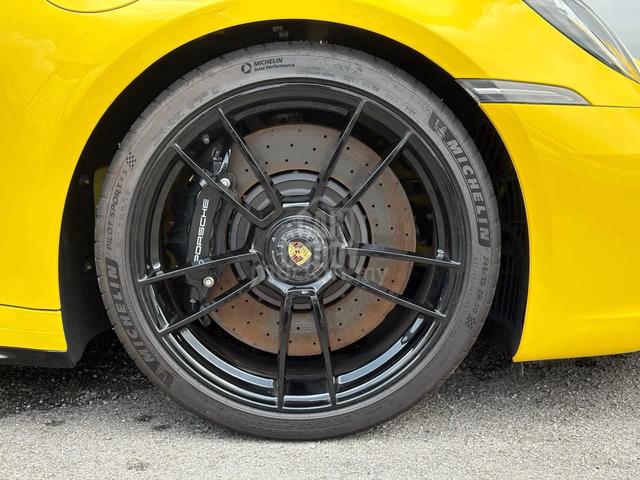 2024 Porsche 911 Carrera Gts - 5