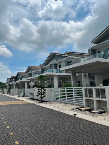 2 storey semi D ( tasek mutiara) simpang Ampat raintree residensi 1