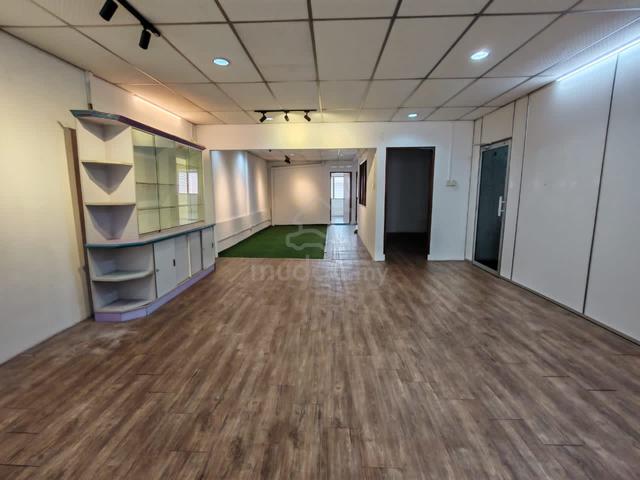 Johor Jaya Dedap 1st floor ready office to rent 1