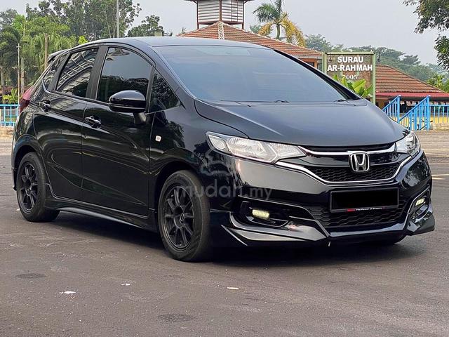 Honda JAZZ 1.5 GK5 ( LOAN BANK / KEDAI IC SAHAJA ) - 3