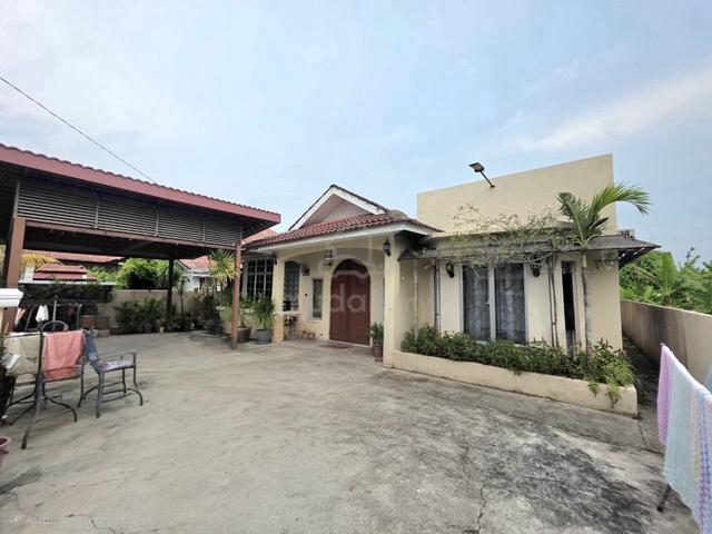Bungalow Single Storey Jalan Tanjung Agas Seksyen 30 Shah Alam 1