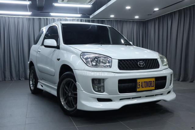 2001 Toyota RAV4 2.0CC D4 (A) - 1