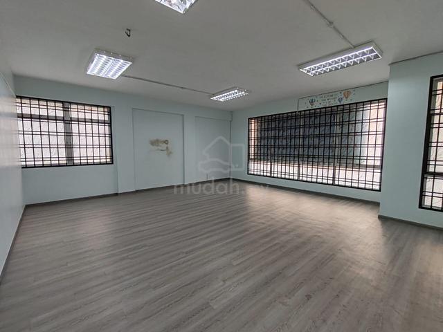 Mount Austin Shoplot Facing Main Road For Rent 4