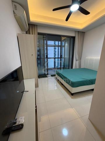 R&F Princess Cove Balcony Room 0 Agent fee Inclu Utility WiFi Low Cost 1