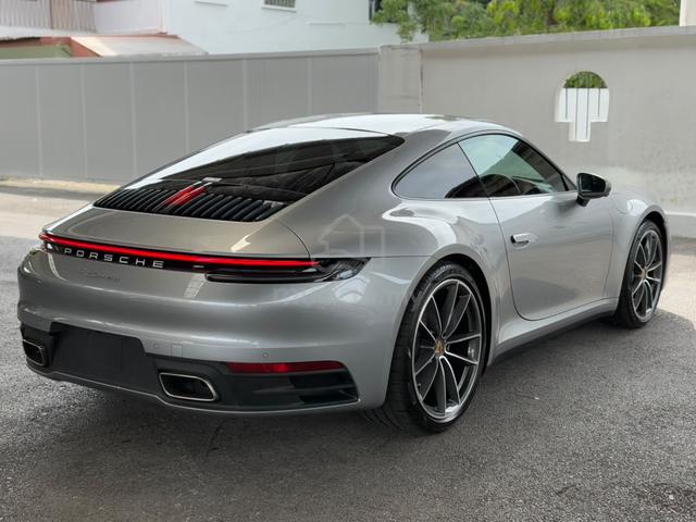 2022 Porsche 911 Carrera 992 3.0 Twin-Turbo - 4