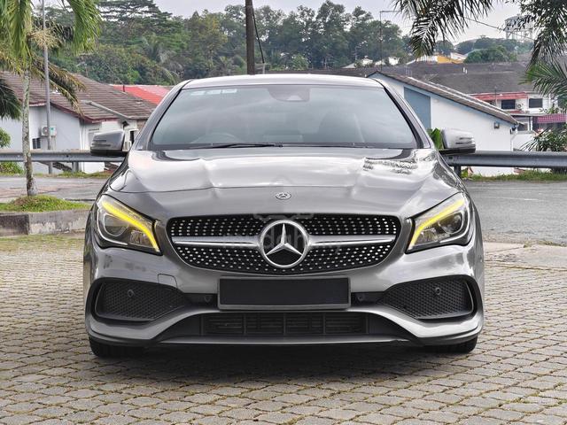 2017 Mercedes Benz CLA-CLASS 1.6 200 (CBU) AMG - 3