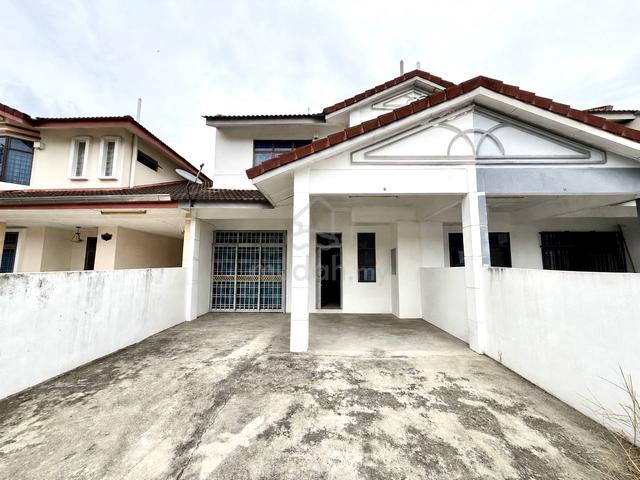 Desa Tebrau Mount Austin Taman Gaya Pelangi Indah Double Storey house 1