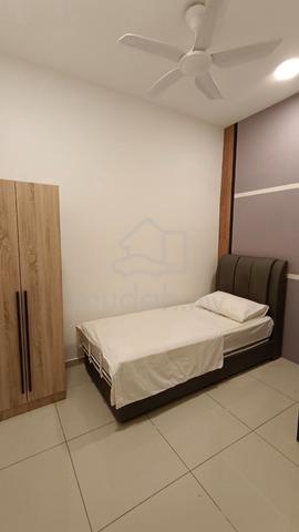 Fully-furnished Zero Deposit Room Rental (Male) 1