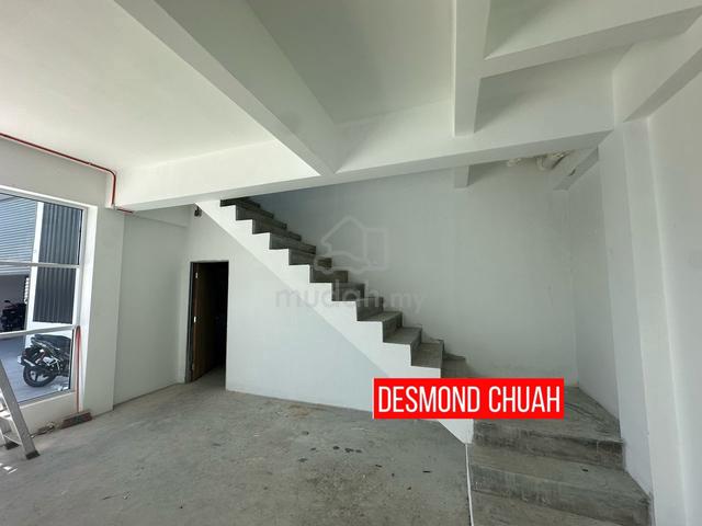 New Warehouse Factory at Batu Maung For Rent 5