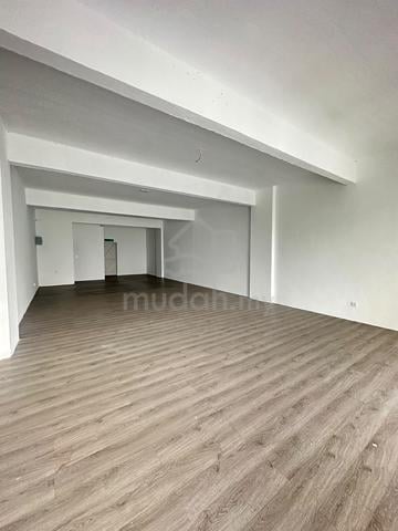 THE AMARENE OFFICE SHOP For RENT – GOOD CONDITION 1